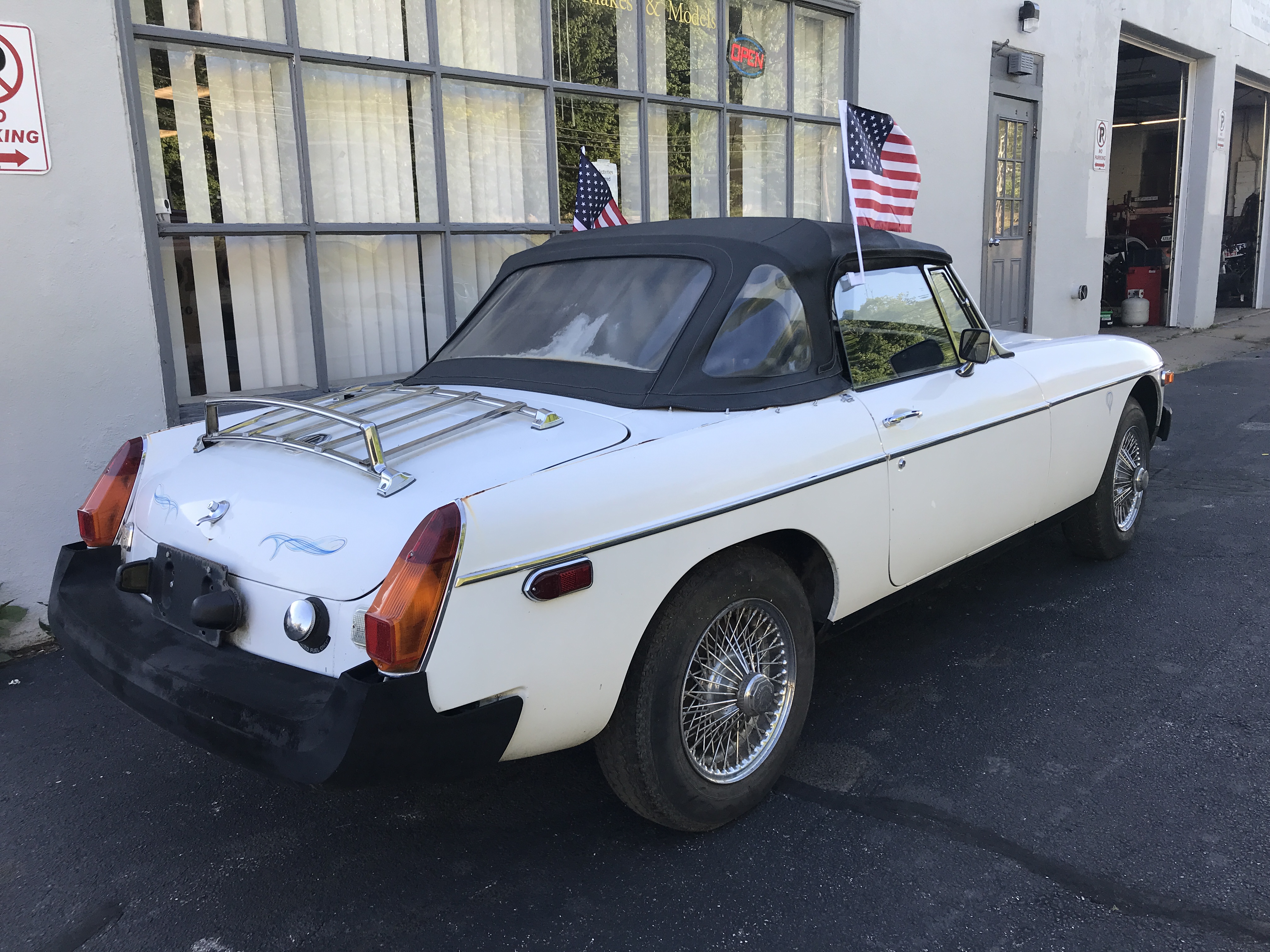 1978 MG MGB Roadster – Abingdon-Built 1.8L B-Series, 4-Speed Manual, Analog British Sports Car Classic - One Owner - All Original — photo 4